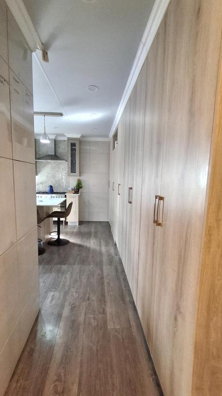 5 Bedroom Property for Sale in Meyerhof Free State